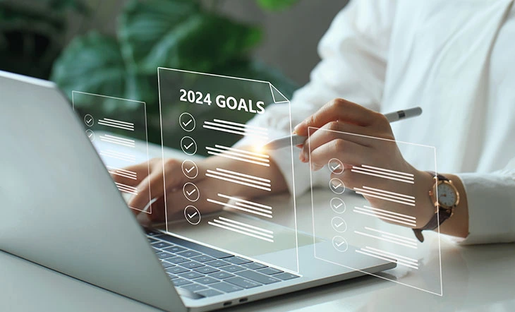 6 Financial New Year's Resolutions for 2024 and How to Achieve Them