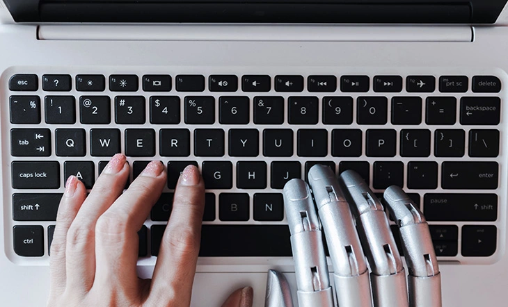 CAN ROBO ADVISORS REPLACE HUMAN ADVISORS FOR INVESTORS?